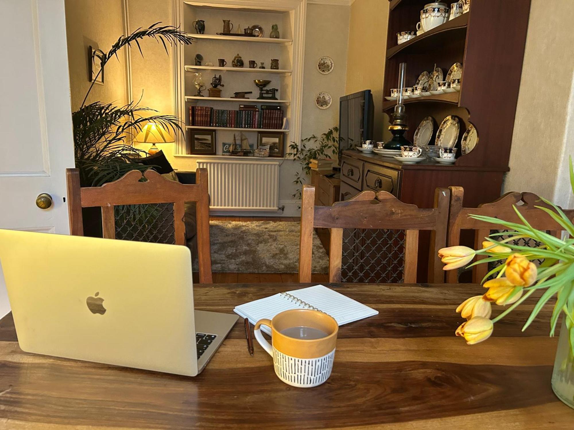 Bonjour Guest House Braye Εξωτερικό φωτογραφία